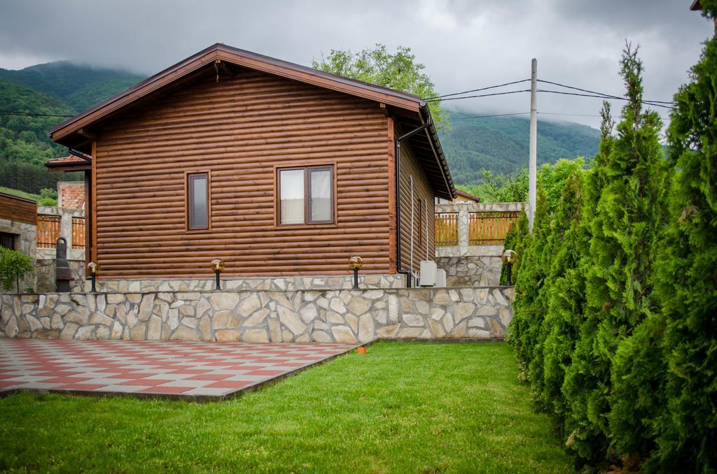 Yoneda Houses Saparewa Banja Pokój zdjęcie